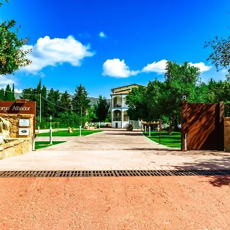 Borgo Albador Guest house *