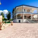 Pensión Borgo Albador Posada (Sardinia)