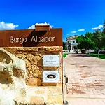 Pensión Borgo Albador Posada (Sardinia)