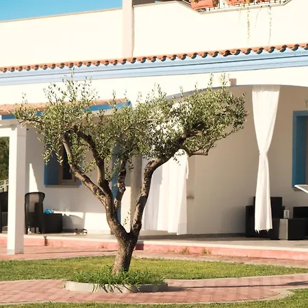 Borgo Albador Konukevi