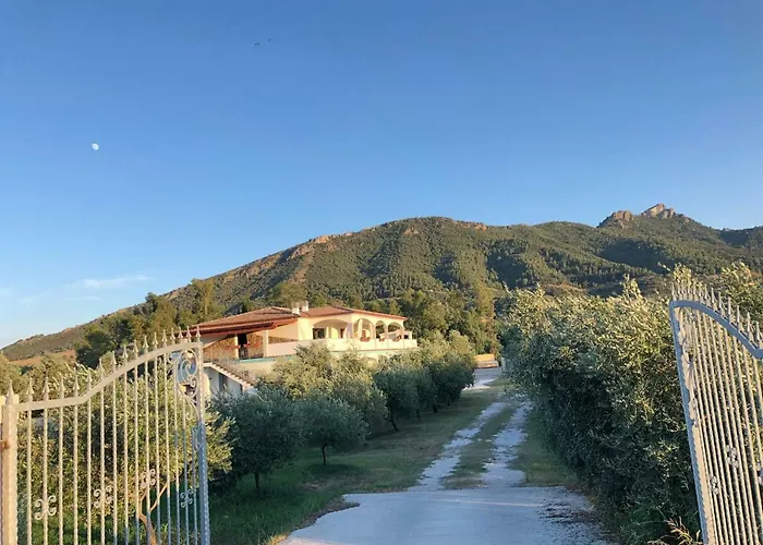 Borgo Albador